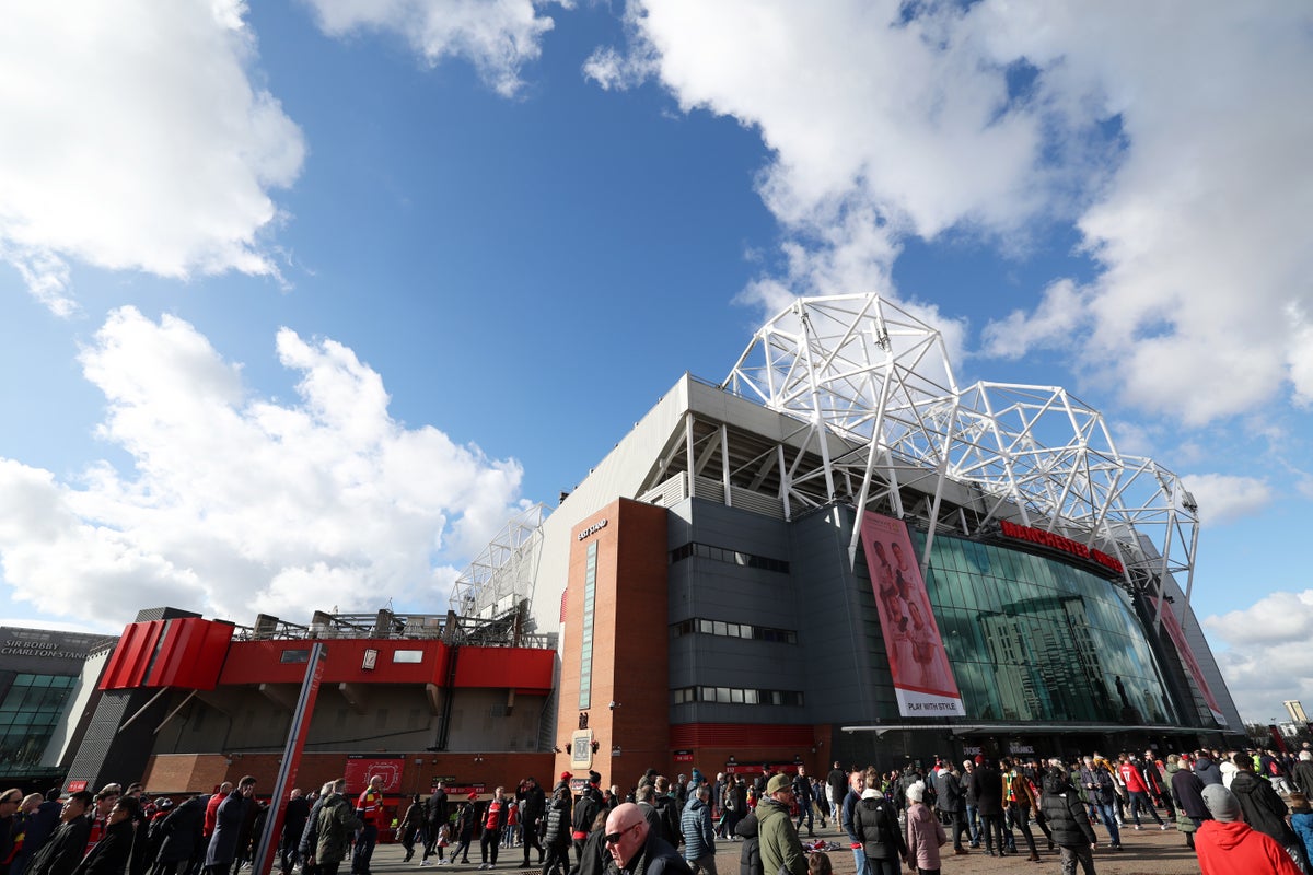 Manchester United vs Arsenal LIVE: Premier League team news, line ups and more from Old Trafford