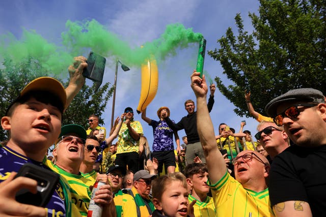 <p>Norwich fans before the play-off first leg against Leeds</p>