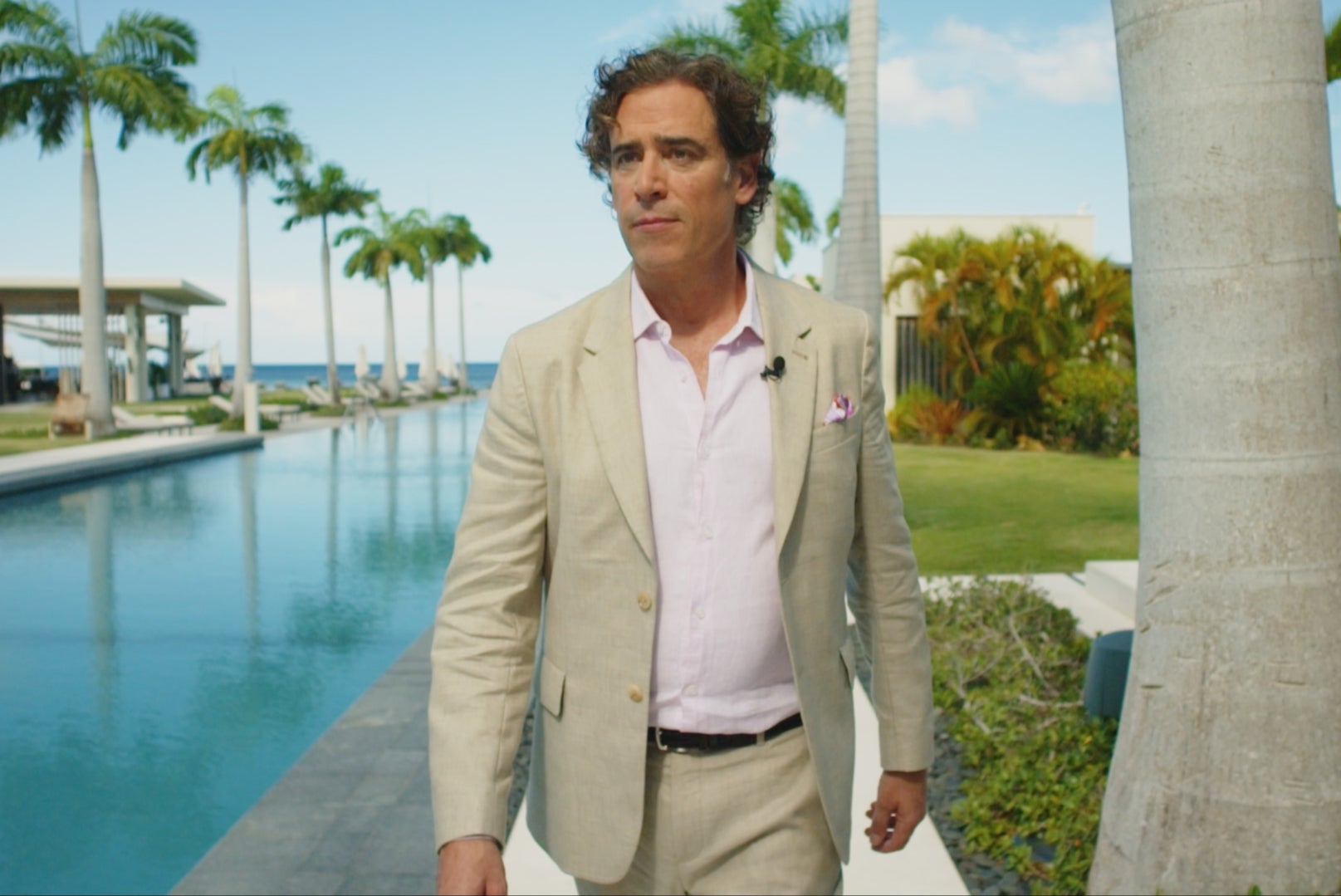 <p>Mangan makes for an amiable host, though his cheery charm sometimes feels at odds with the tense atmosphere of ‘The Fortune Hotel’ </p>