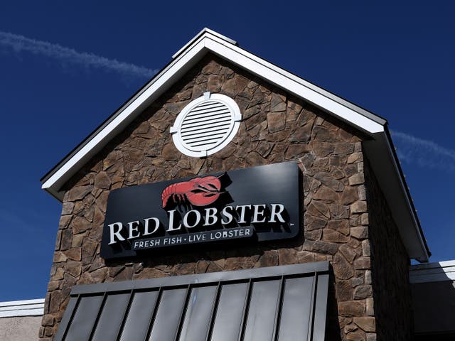<p>A Red Lobster restaurant on April 17, 2024 in Rohnert Park, California</p>