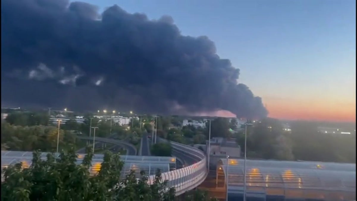 Smoke seen for miles as massive fire engulfs Warsaw shopping complex