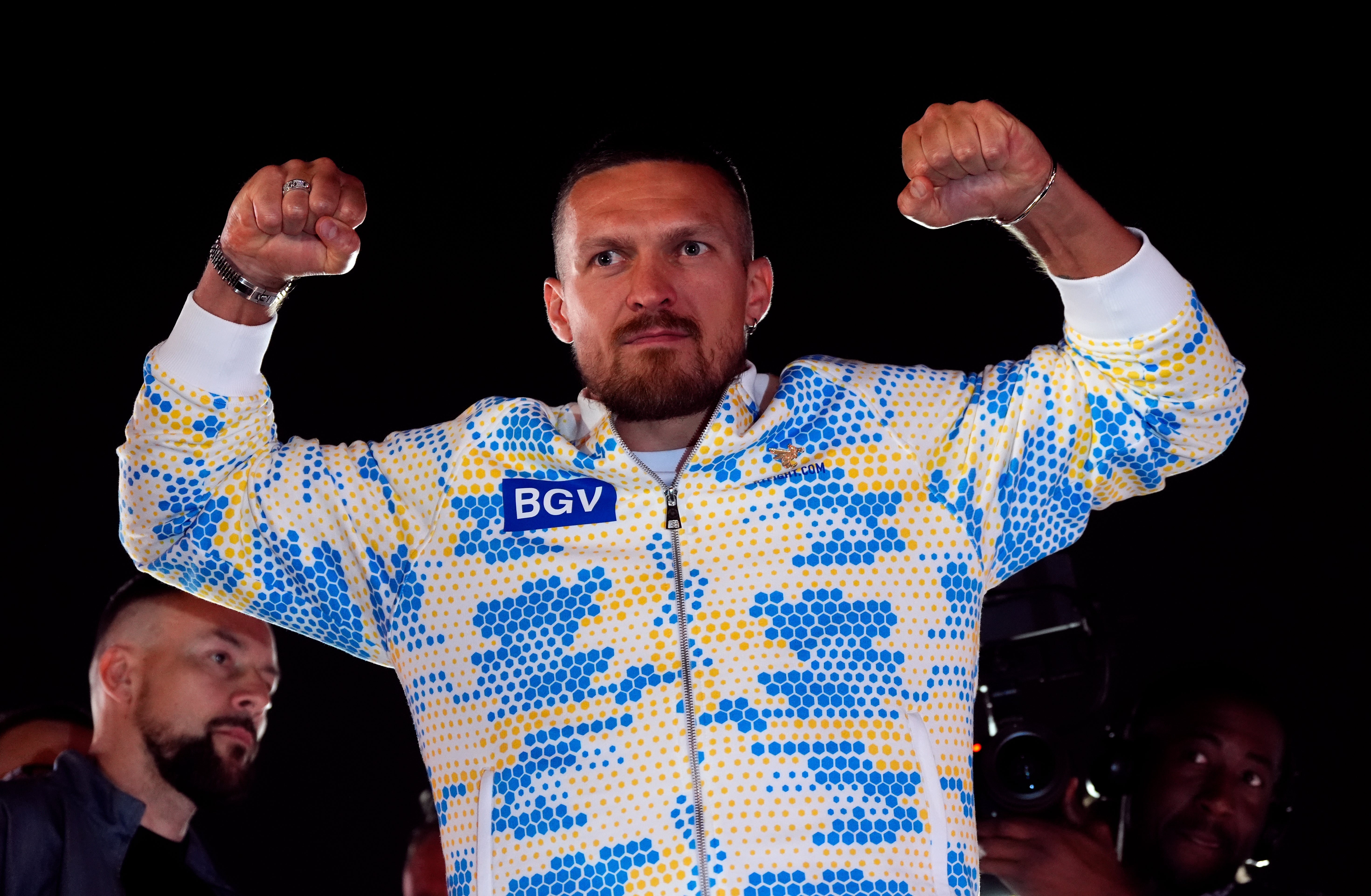 Oleksandr Usyk also arrived in style