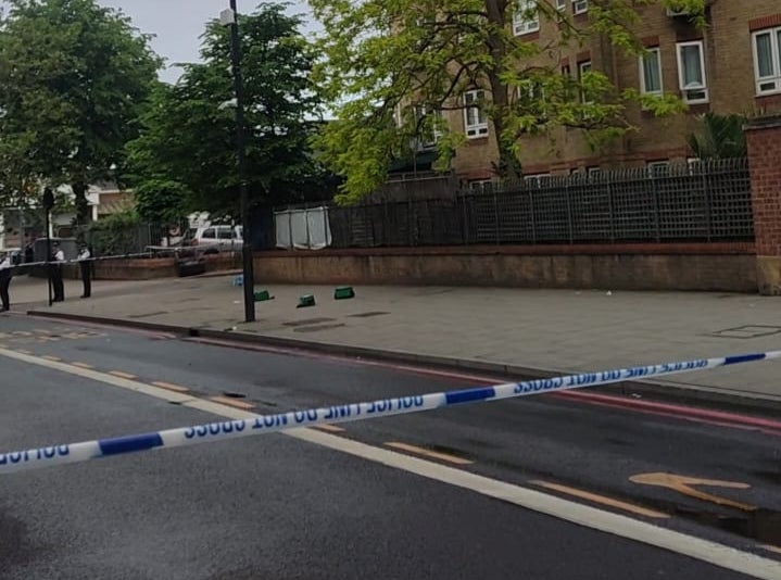 Four gunshots rang out in Stamford Hill described by locals as ‘madness, totally reckless’