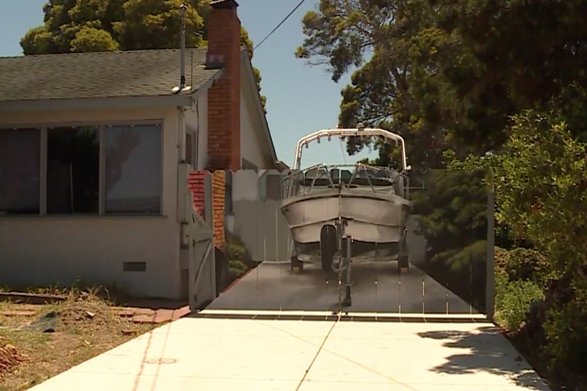 Fisherman has ingenious solution when officials tell him to hide his boat