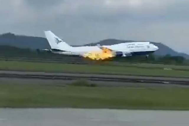 <p>Indonesia’s national airlines passenger plane makes emergency landing after engine catches fire </p>