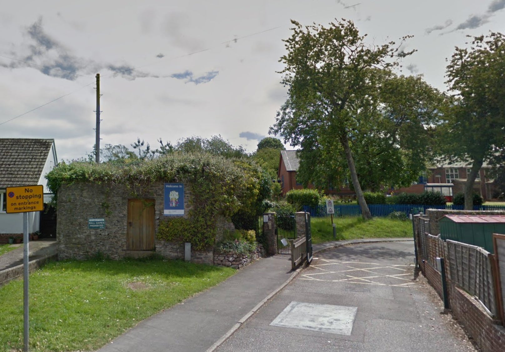 Eden Park Primary School in Brixham was forced to close over the outbreak