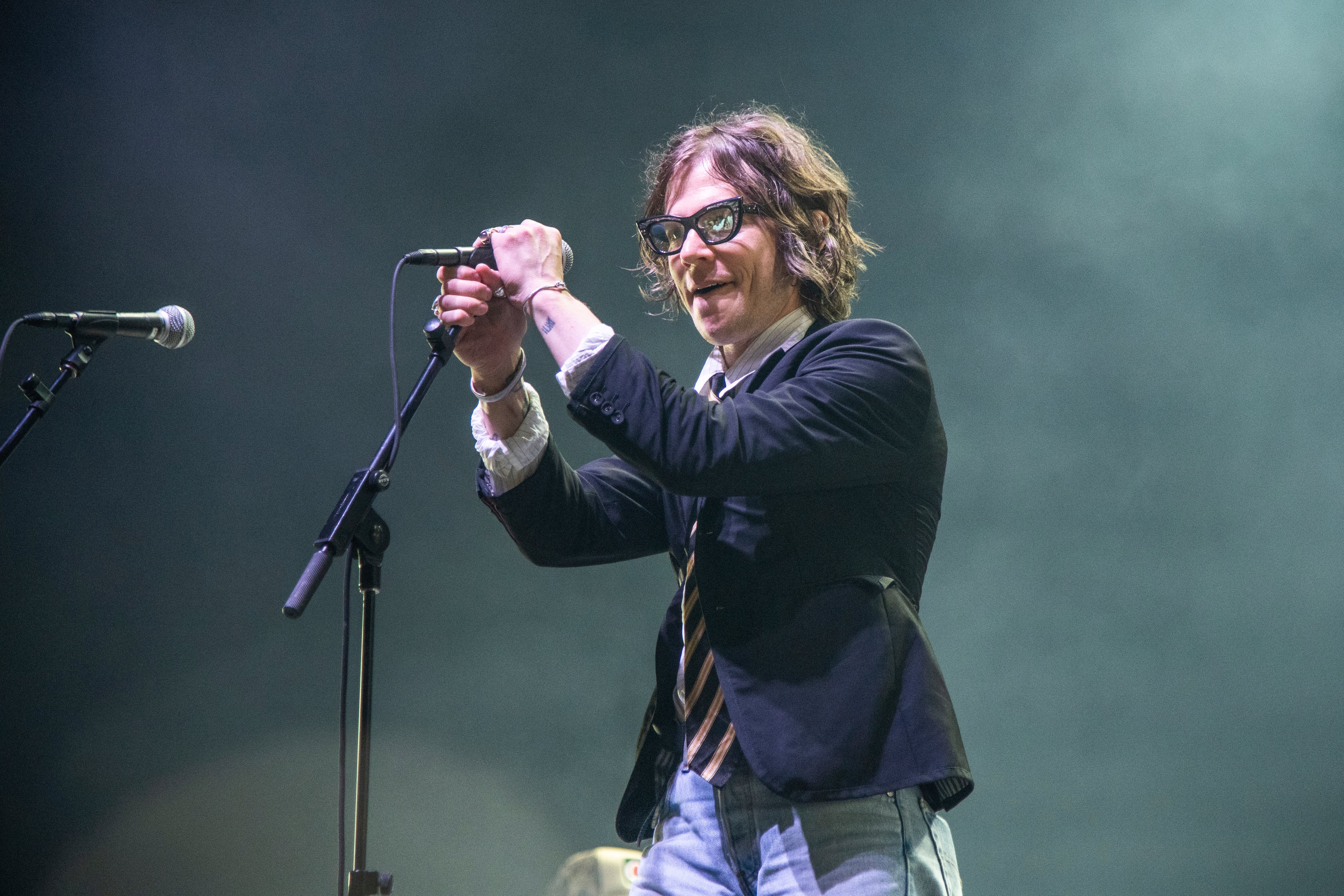 Music-Cage the Elephant