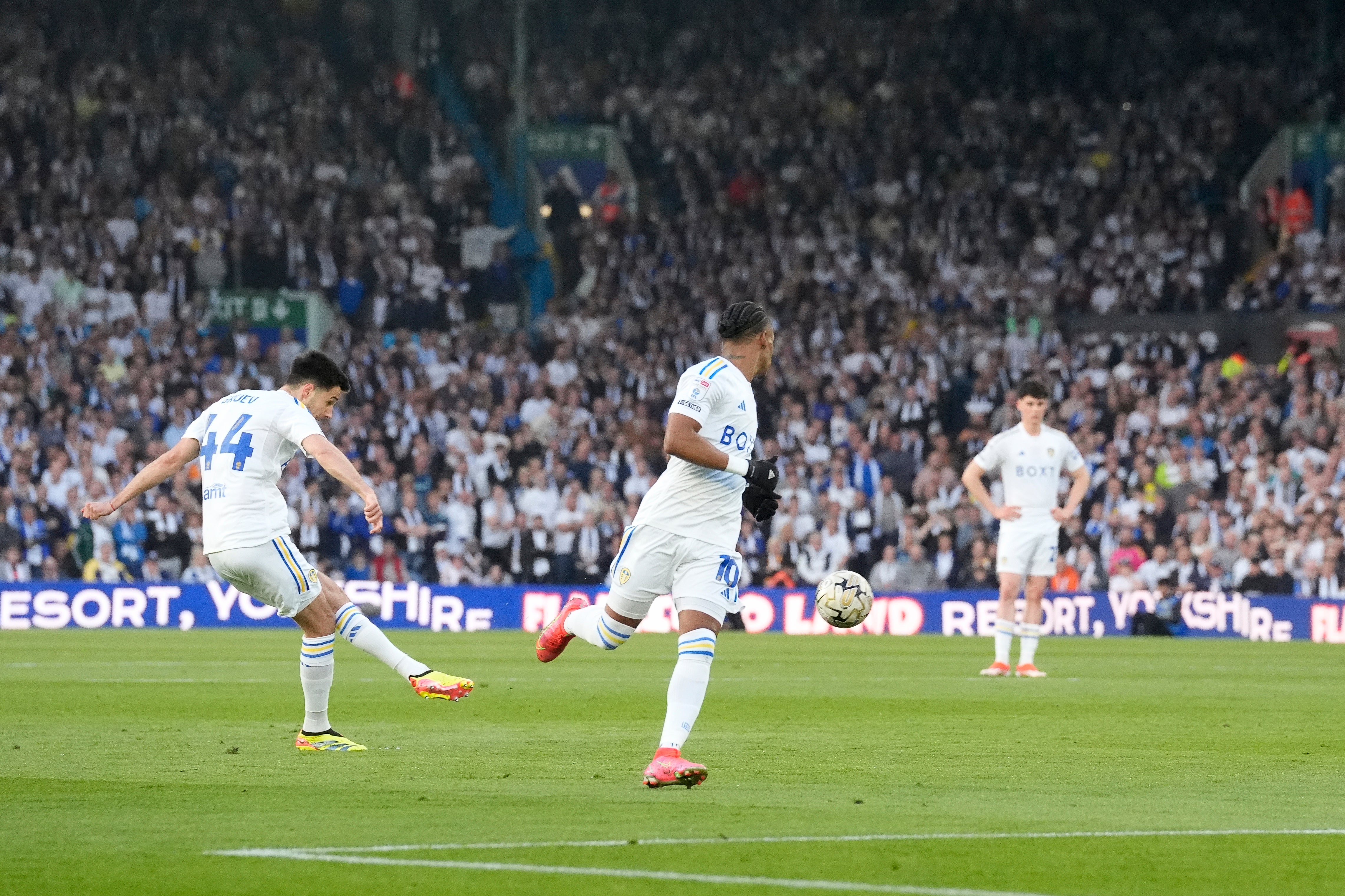 Ilia Gruev’s free kick opened the scoring and gave Leeds confidence to go on and win