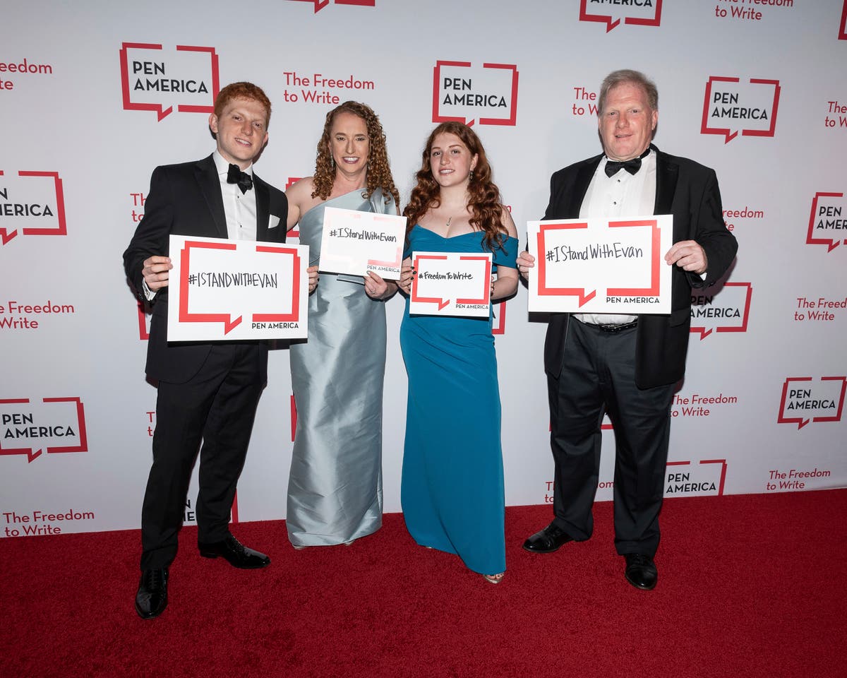 PEN America, facing criticism over its response to the Mideast war, gathers for annual gala