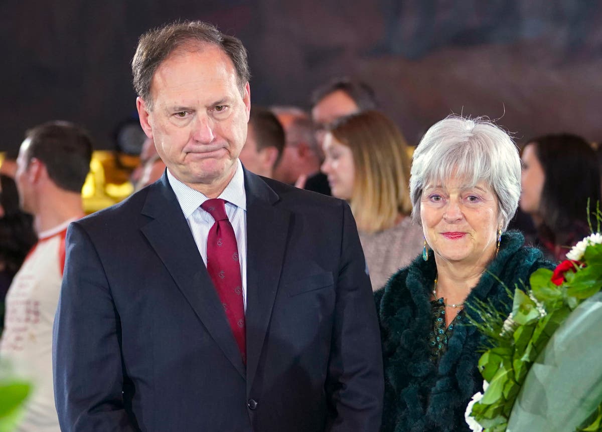 Wife of Supreme Court Justice Alito allegedly ‘spat at neighbor’s car’ after prolonged argument