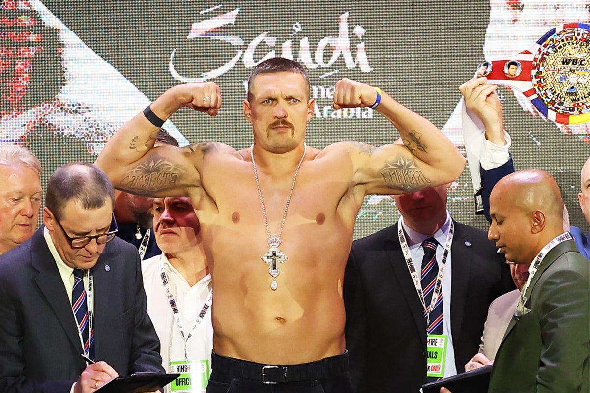 Late drama as Oleksandr Usyk weight is announced incorrectly at Tyson Fury weigh-in