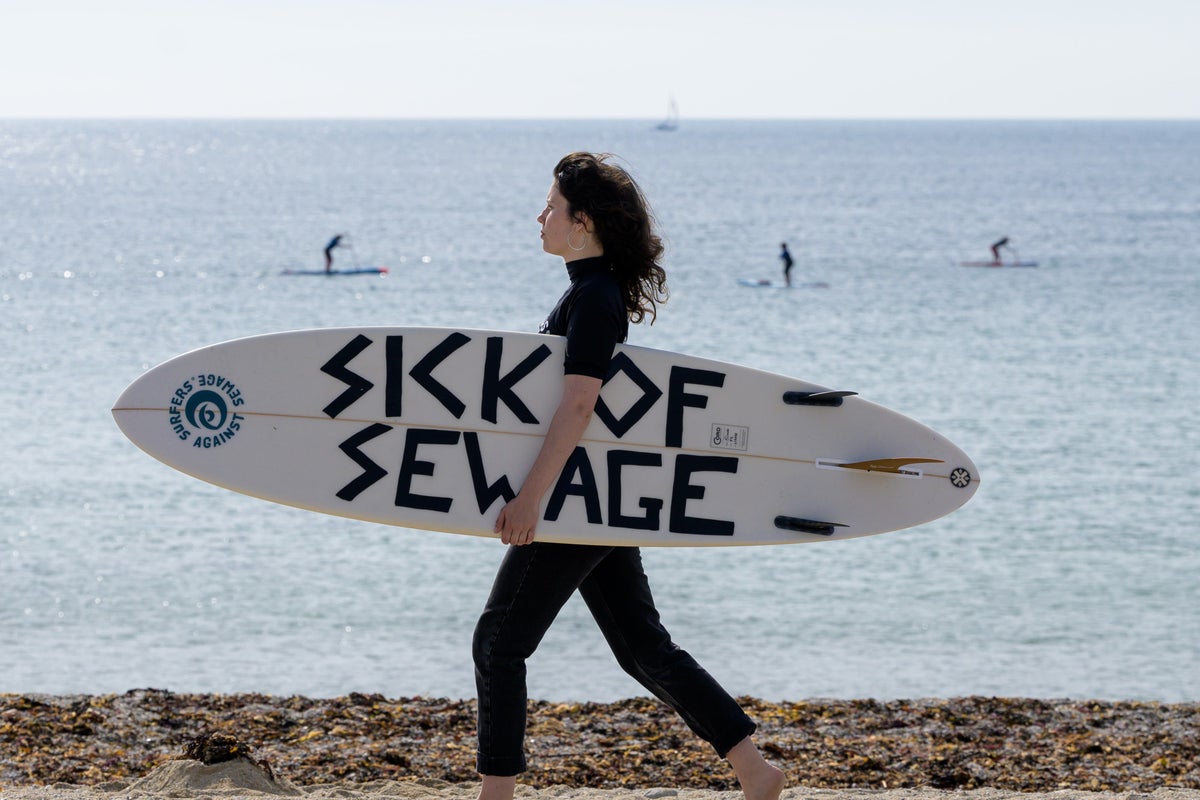 Surfers to launch nationwide protests over failing water system