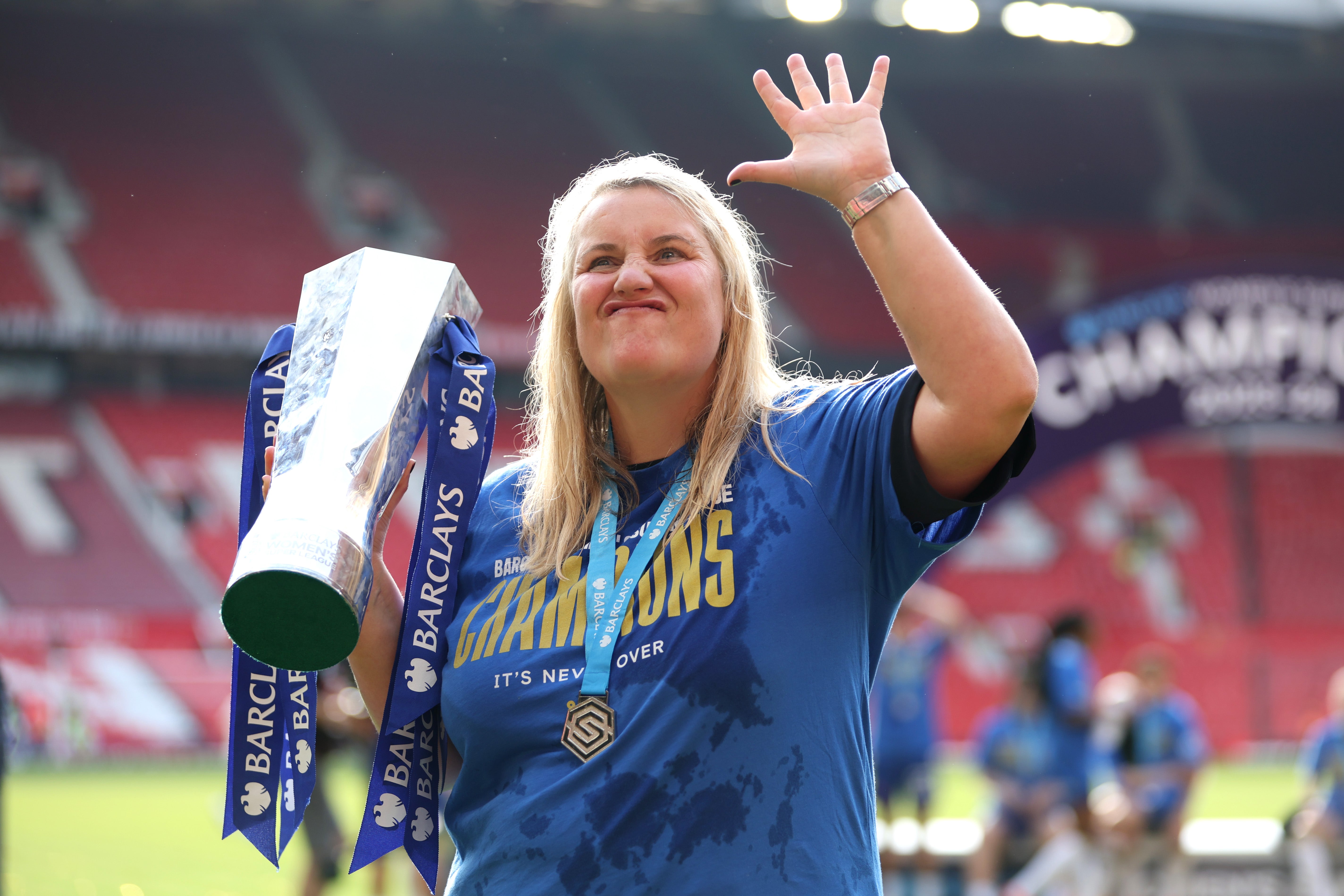 Emma Hayes took charge of Chelsea for the final time as they crushed United to win the WSL