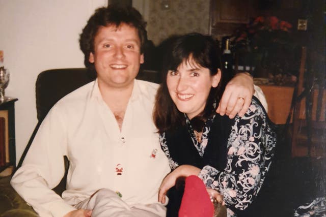 <p>Amanda Patton with her brother Simon Cummings who was infected with HIV through his treatment for haemophilia and died in 1996, aged 38</p>
