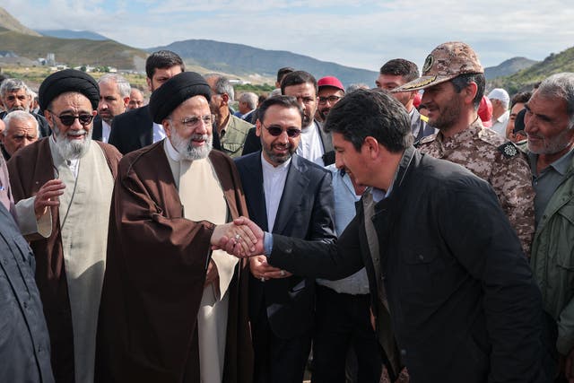 <p>Iranian president Ebrahim Raisi meets with Azerbaijani president Ilham Aliyev, after which his helicopter was involved in an accident near Jolfa</p>