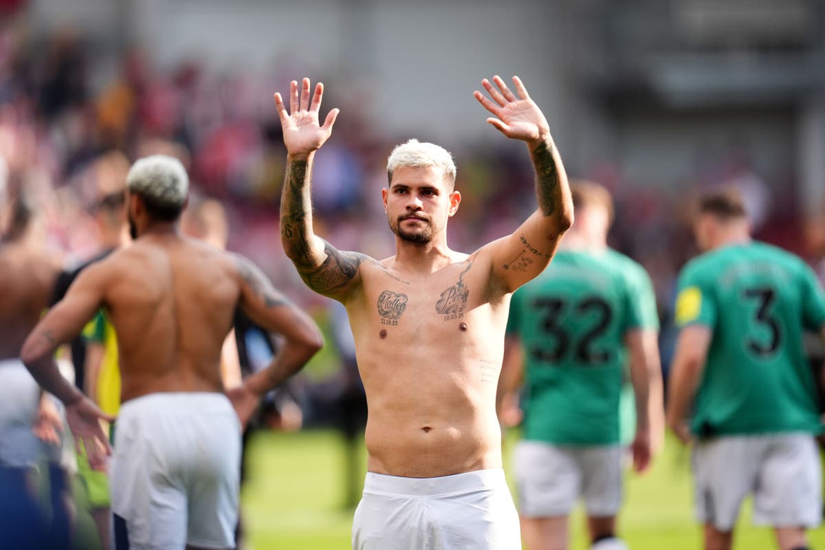 Newcastle boss Eddie Howe &lsquo;desperate to keep&rsquo; Bruno Guimaraes