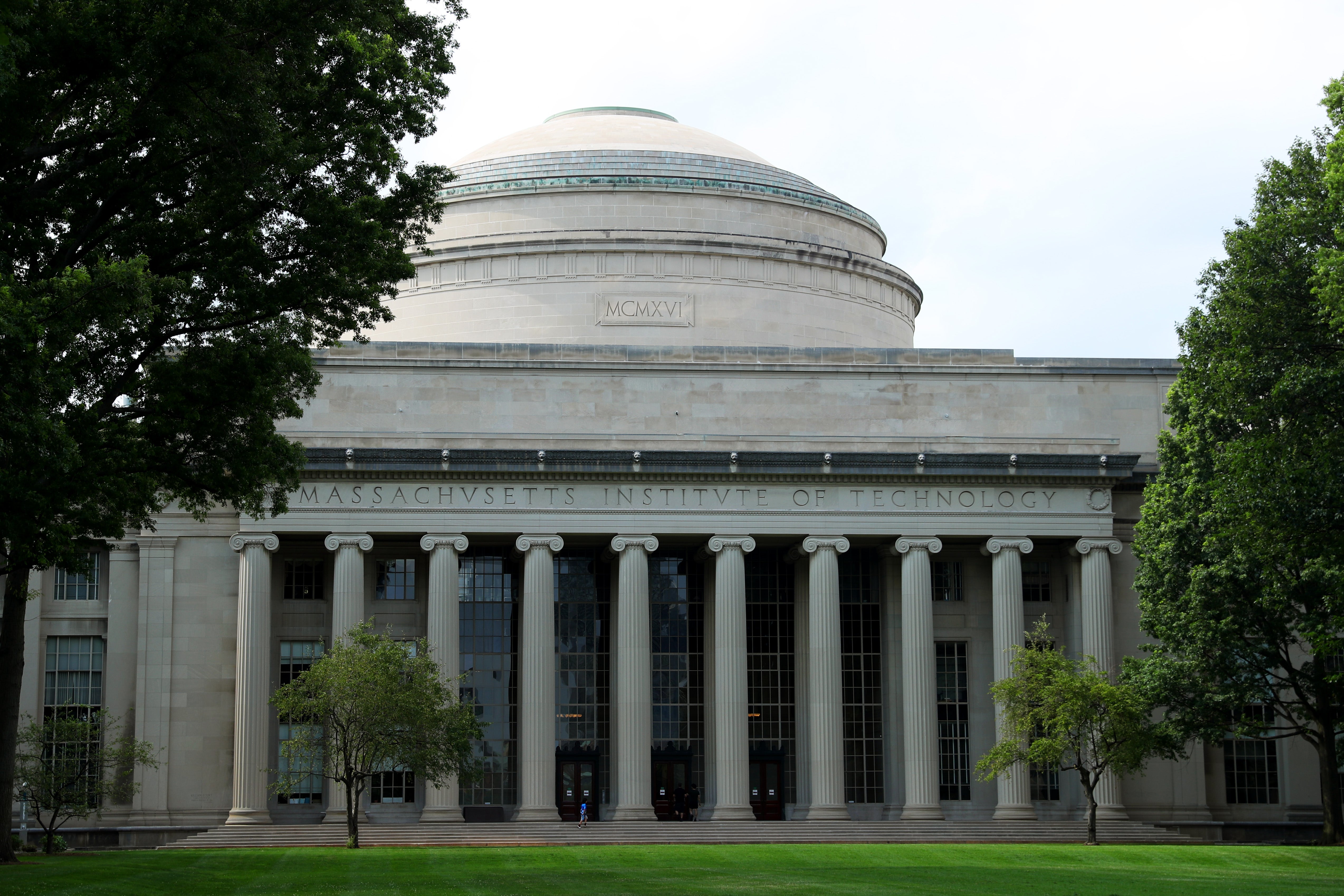 MIT is the first elite university to publish admissions figures since the Supreme Court ruling