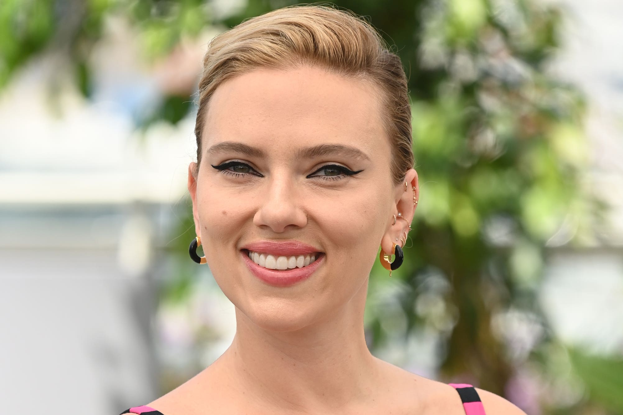 Scarlett Johansson, who once voiced an AI assistant in the film Her , accused OpenAI of using her voice as a model for one of its products