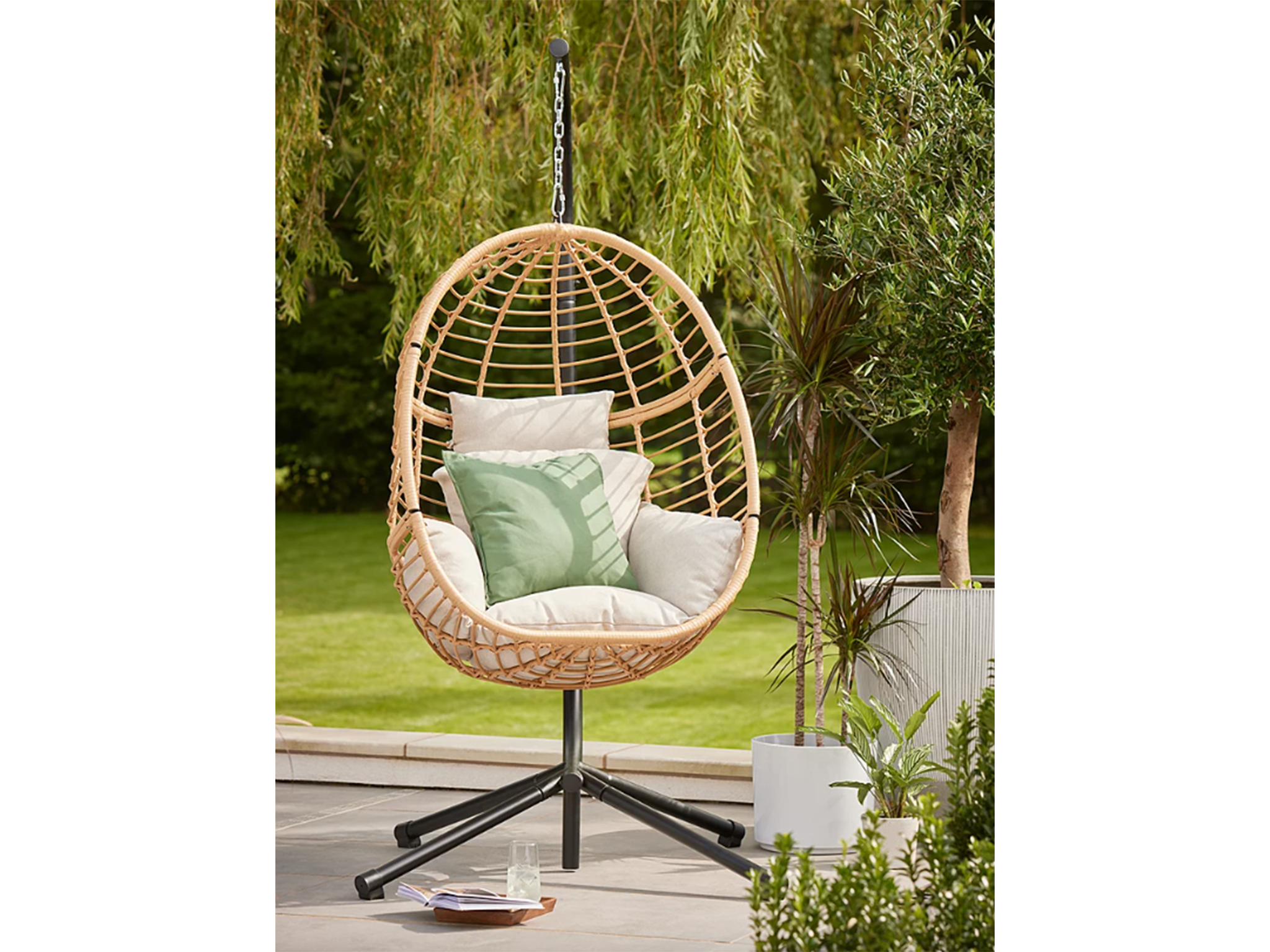 George hanging egg chair 