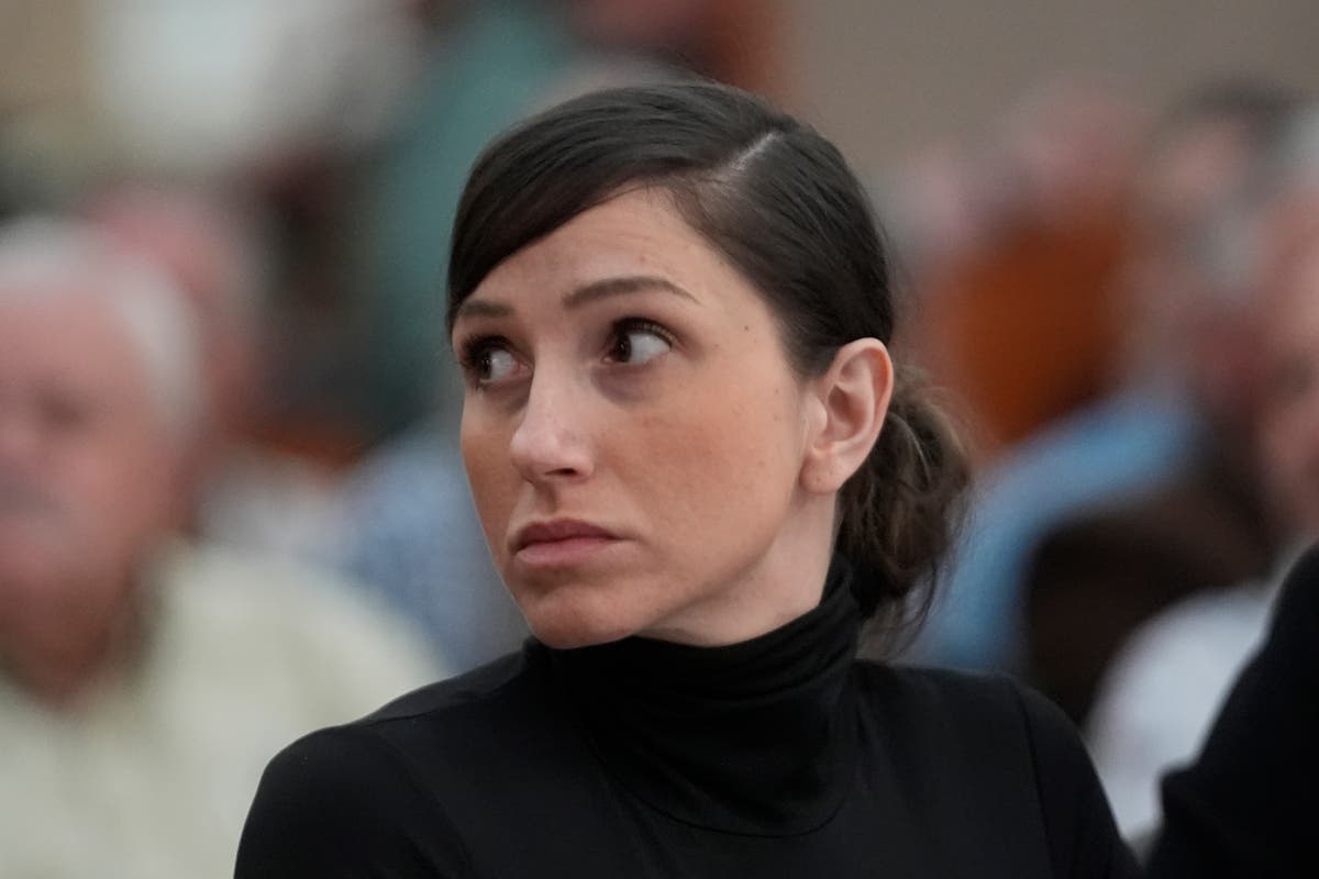 Utah grief author accused of poisoning husband makes first comments ...