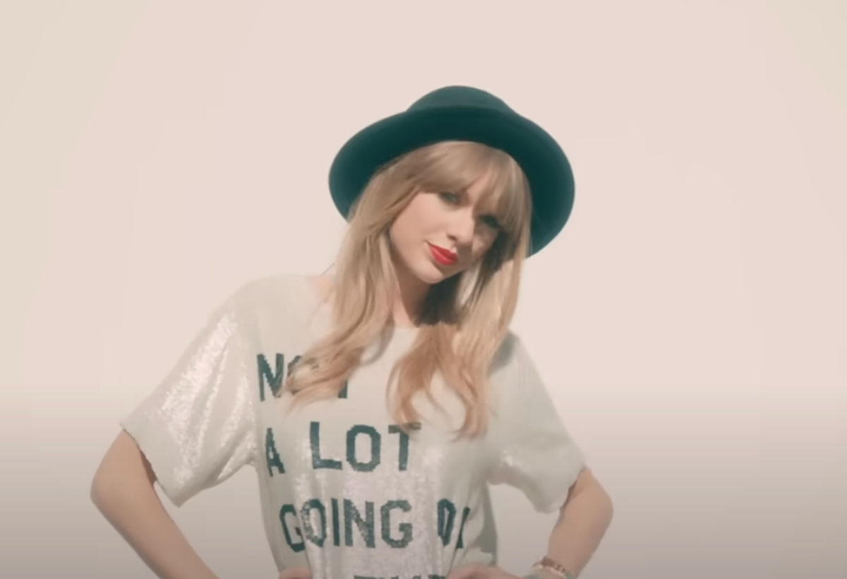 Taylor Swift fan criticized for listing singer’s ‘22’ hat from Eras Tour for ,000