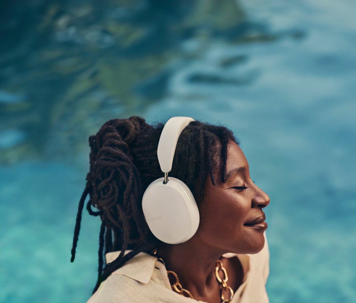 Sonos launches widely anticipated ‘Ace’ headphones – with trick to avoid waking people up