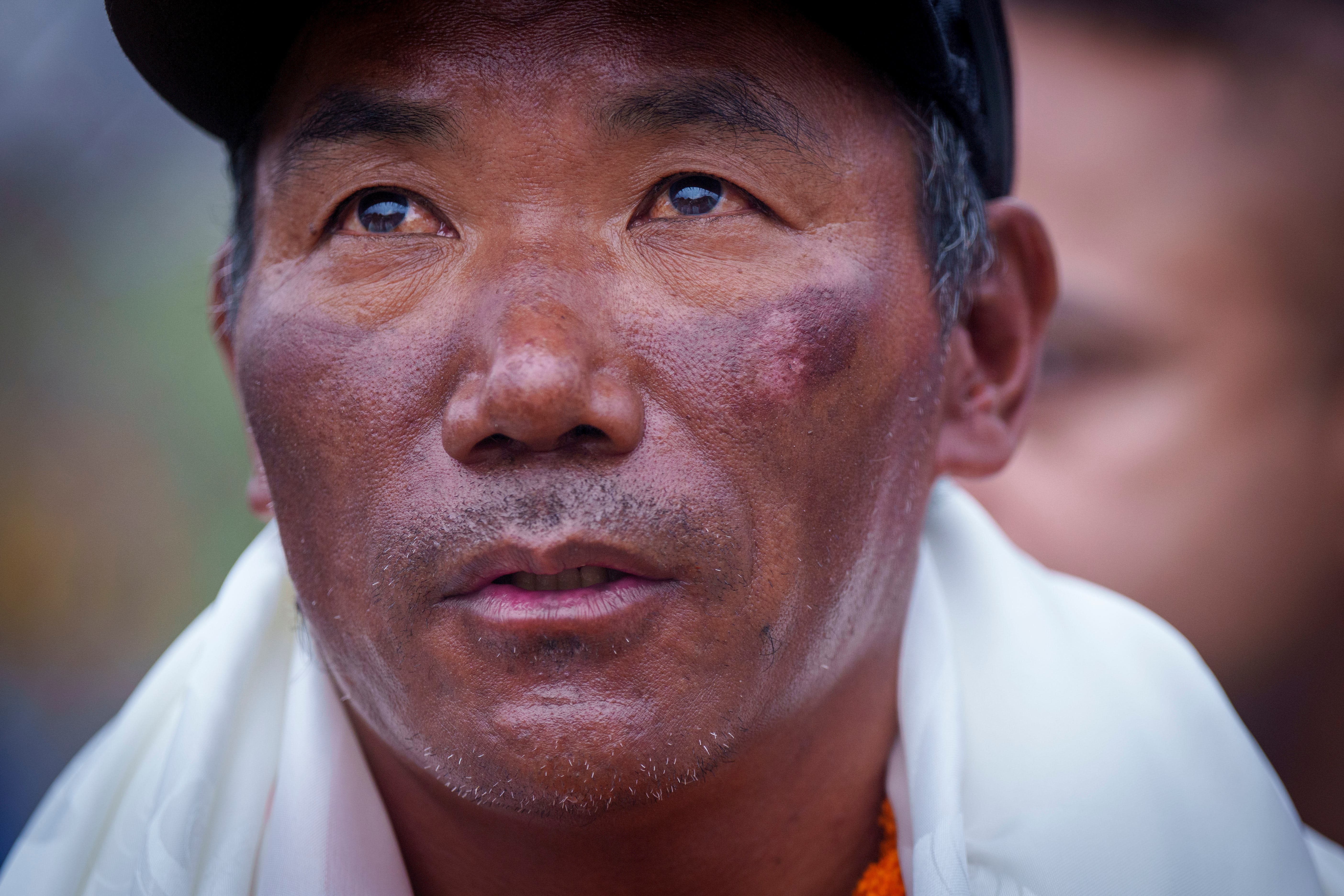 Sherpa guide breaks Mount Everest record for the most climbs – for the second time this month - Vimarsana News