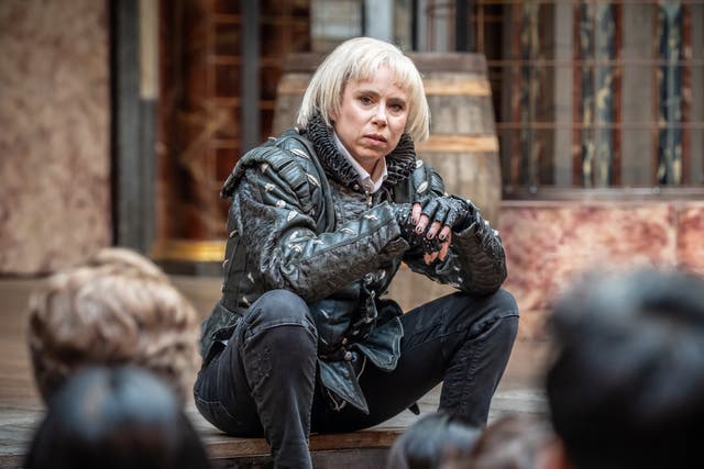 <p>Michelle Terry as the lead in ‘Richard III’ at Shakespeare’s Globe</p>