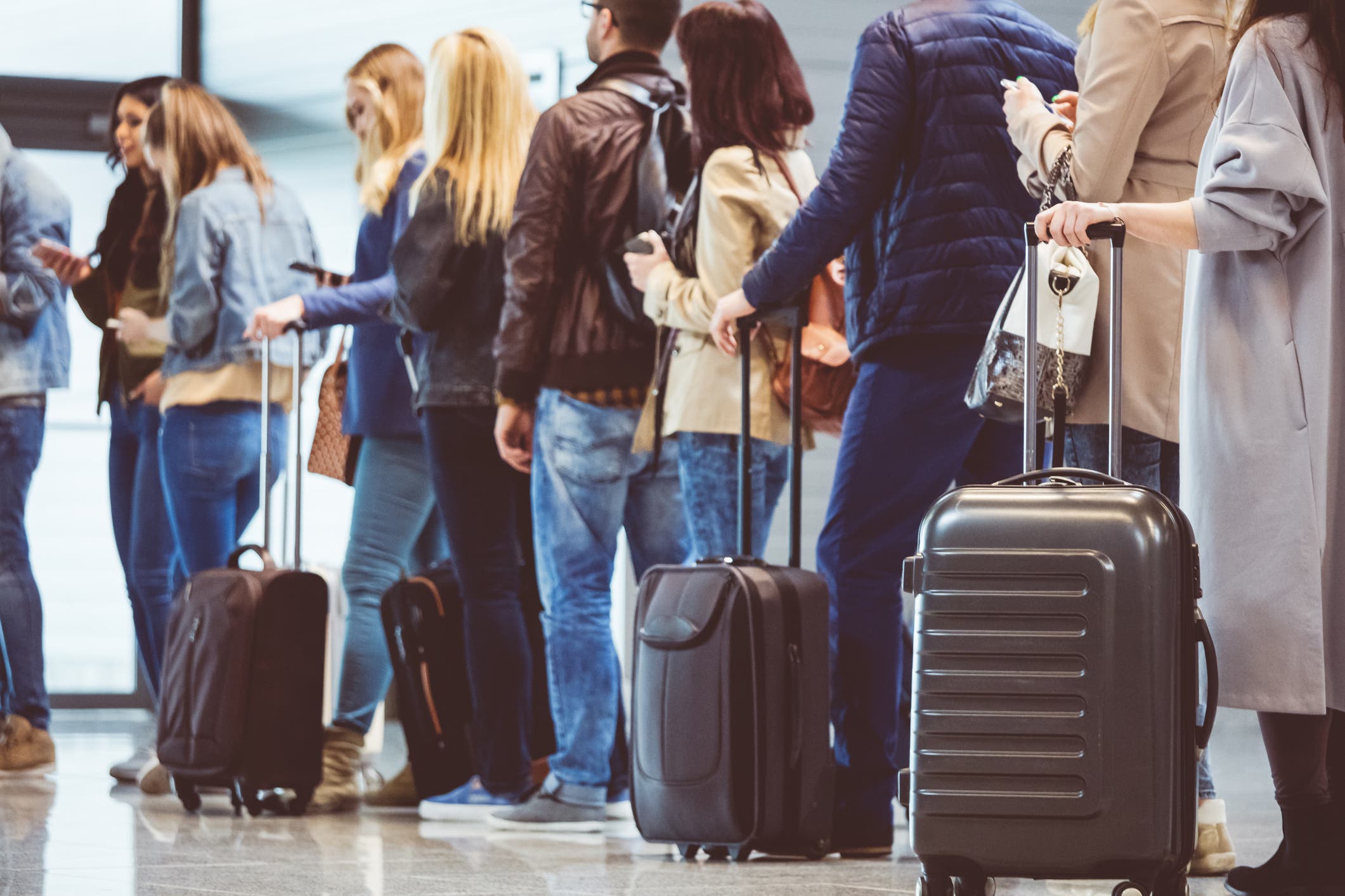 British holidaymaker signs: From packing your own tea bags to an airport full English - Vimarsana News