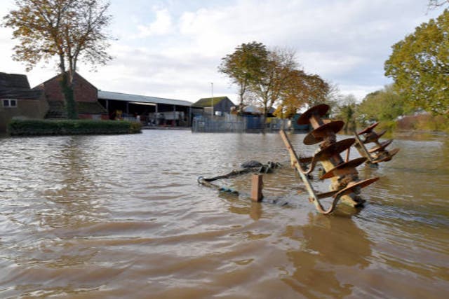 <p>The UK and Ireland suffered 13 to 14 severe storms in 2023-24 </p>