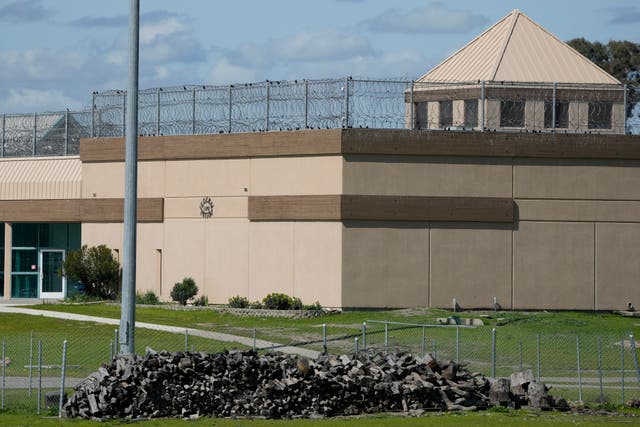 Federal Prisons