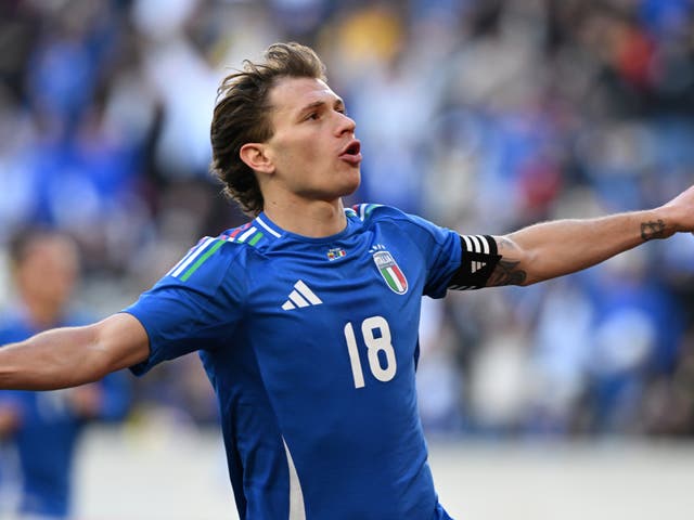 <p>Nicolo Barella of Italy celebrates after scoring against Ecuador</p>