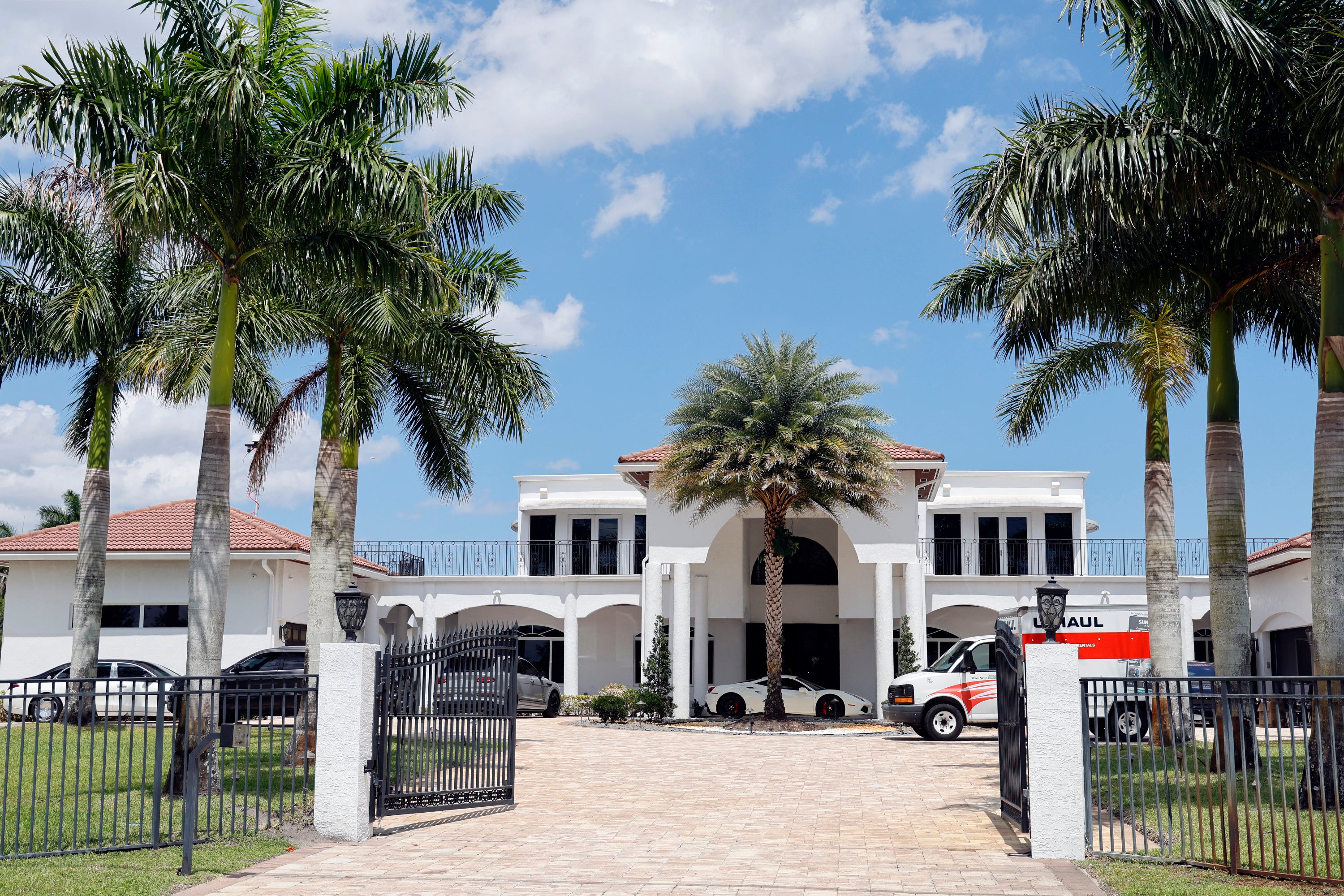 Sean Kingston's Southwest Ranches home is shown during a raid by the Broward Sheriff's Office
