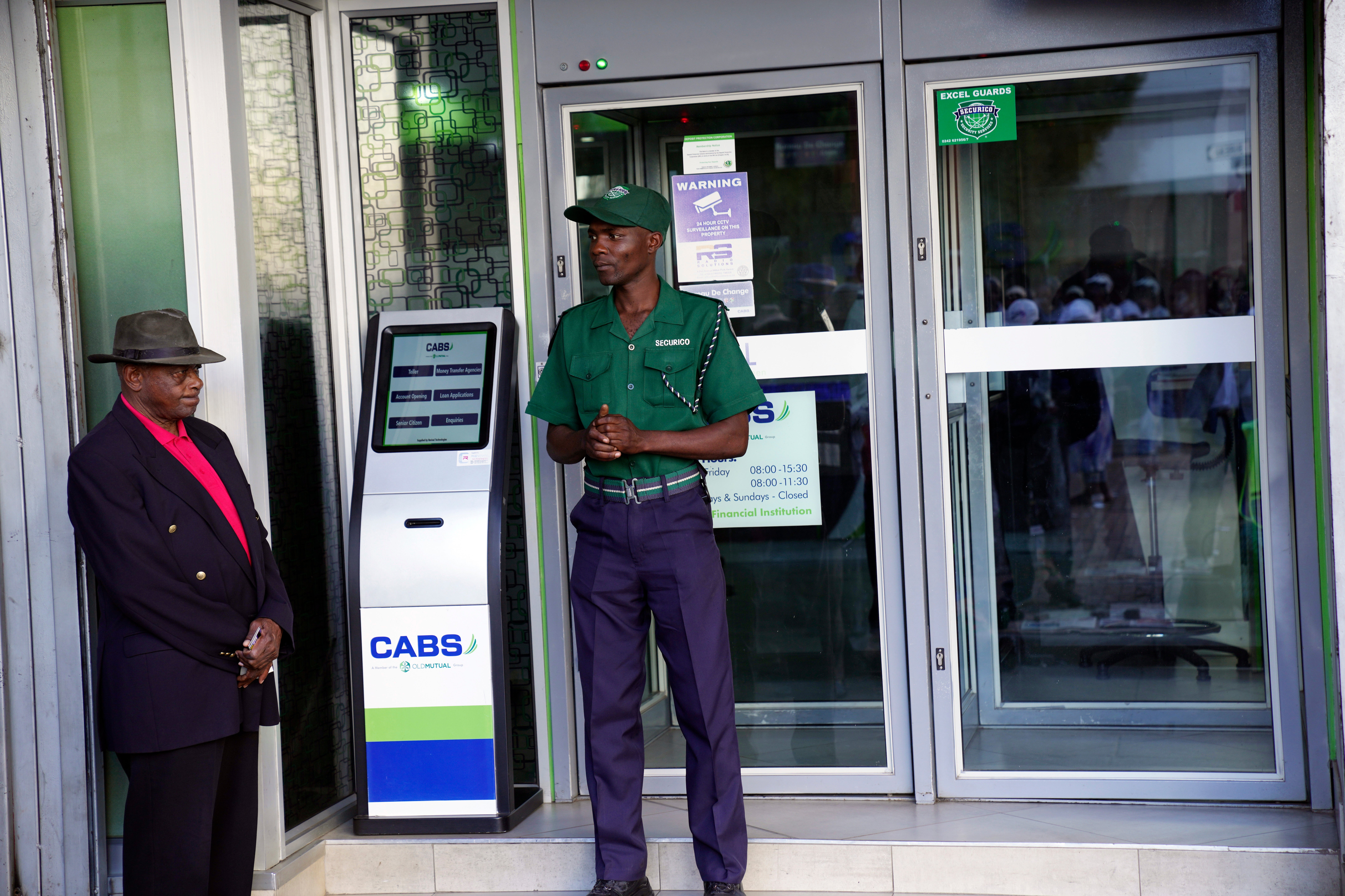 Zimbabwe Currency Crackdown