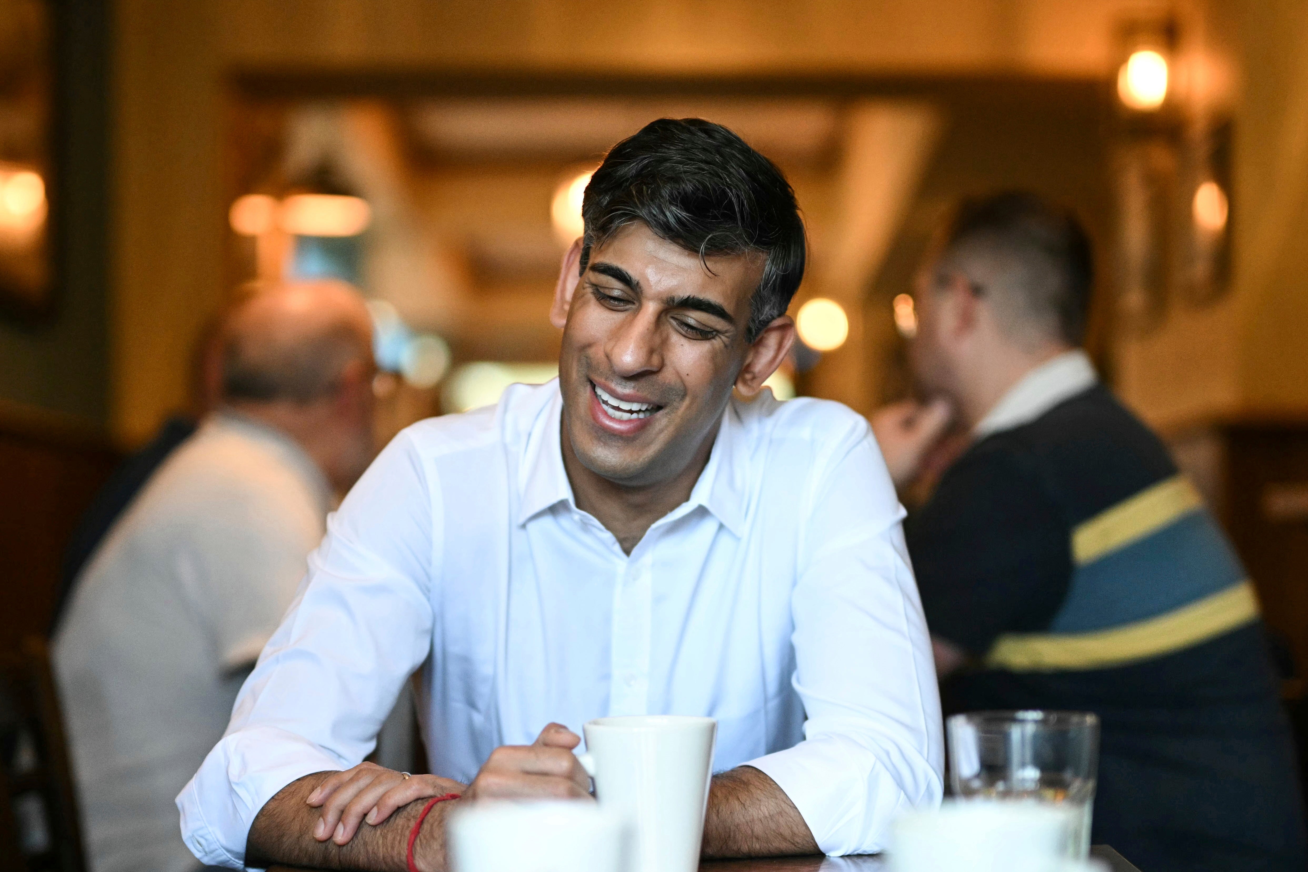 Rishi Sunak met with veterans at a community breakfast during a party campaign event on Saturday