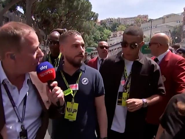 <p>Martin Brundle tells off Kylian Mbappe's security guard on F1 Monaco grid</p>