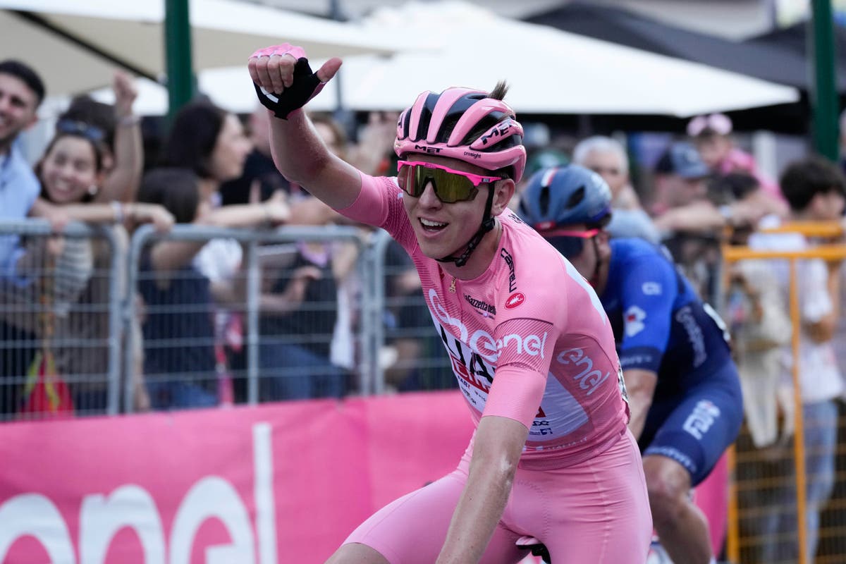 Tadej Pogacar dominates Giro d’Italia to secure historic winning margin