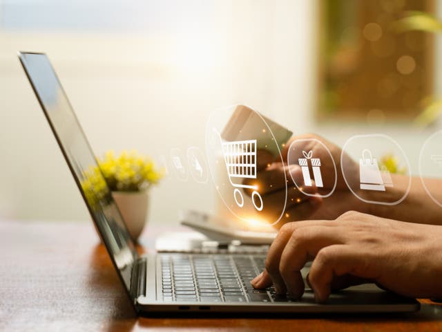 <p>Nearly a quarter (23%) said they will be paying for their summer holiday using a new or existing credit card or loan</p>