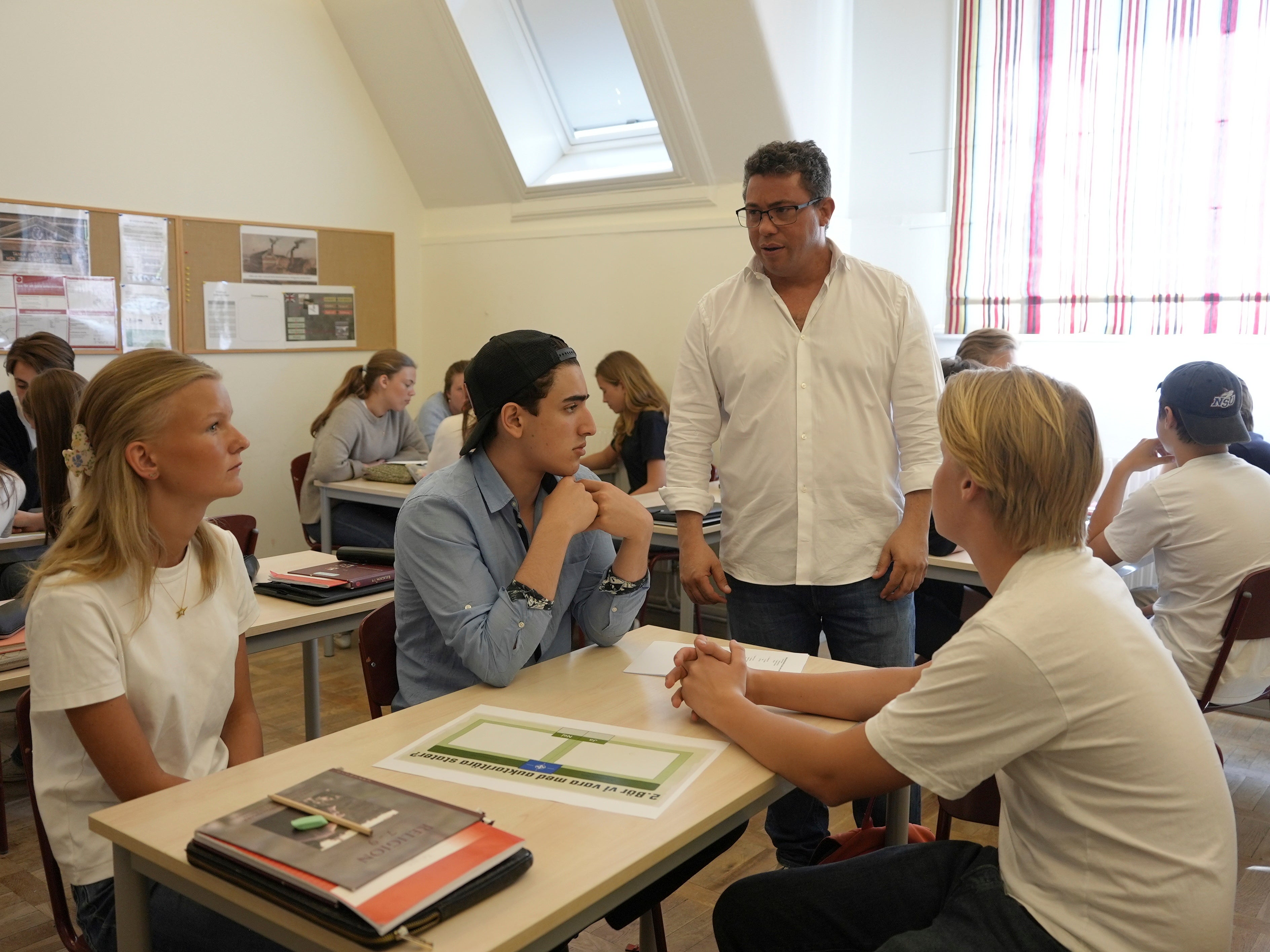 Sweden Explaining NATO