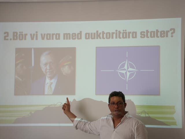 Sweden Explaning NATO