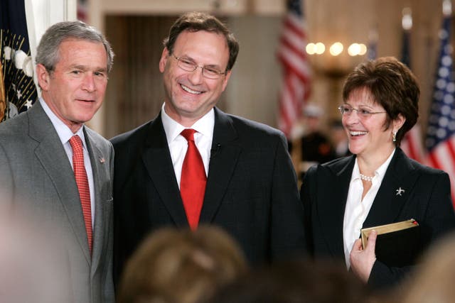 <p>Martha-Ann Alito with her husband Justice Samuel Alito and President George W Bush in 2006 </p>