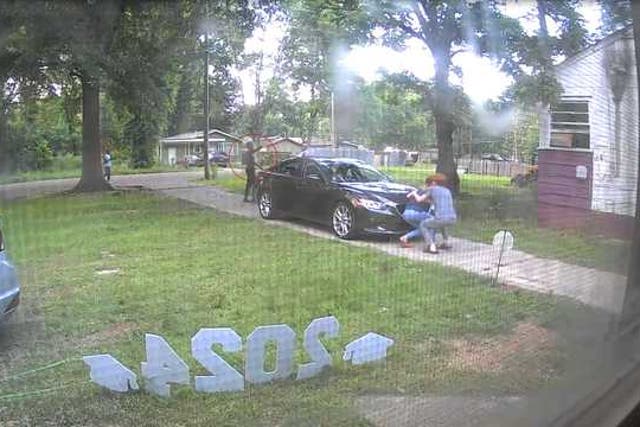 <p>Ring doorbell camera footage shows the terrifying moment a family was ambushed by carjackers outside their Mississippi home</p>