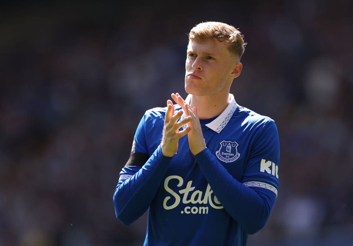 Everton set huge transfer fee for Branthwaite amid rumours of Man Utd interest