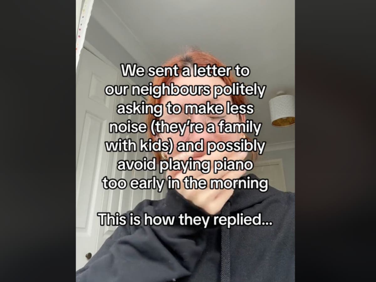 Woman receives reply from neighbor after complaint about kids playing piano loudly