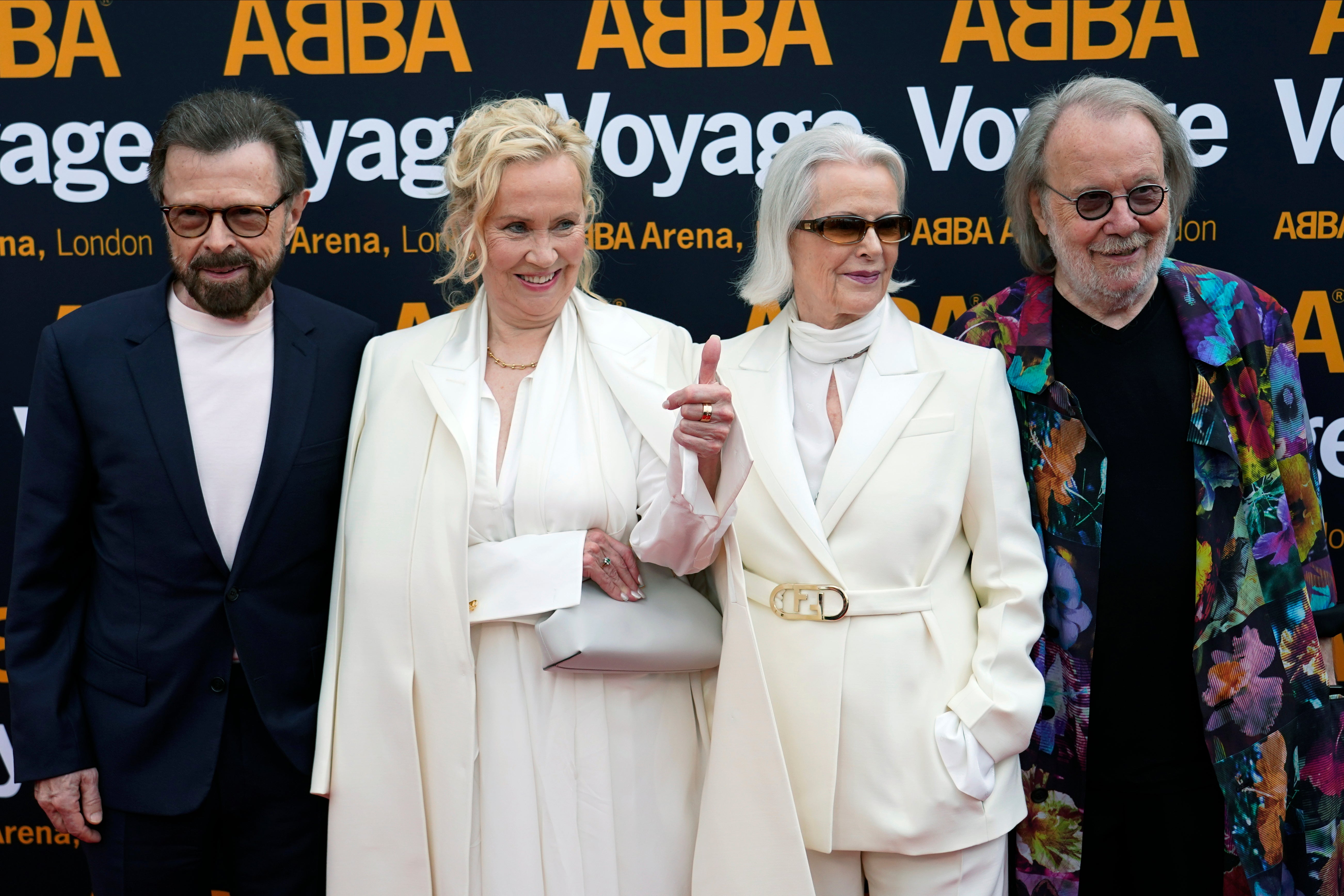 Abba participa do primeiro show do Abba Voyage em 2022