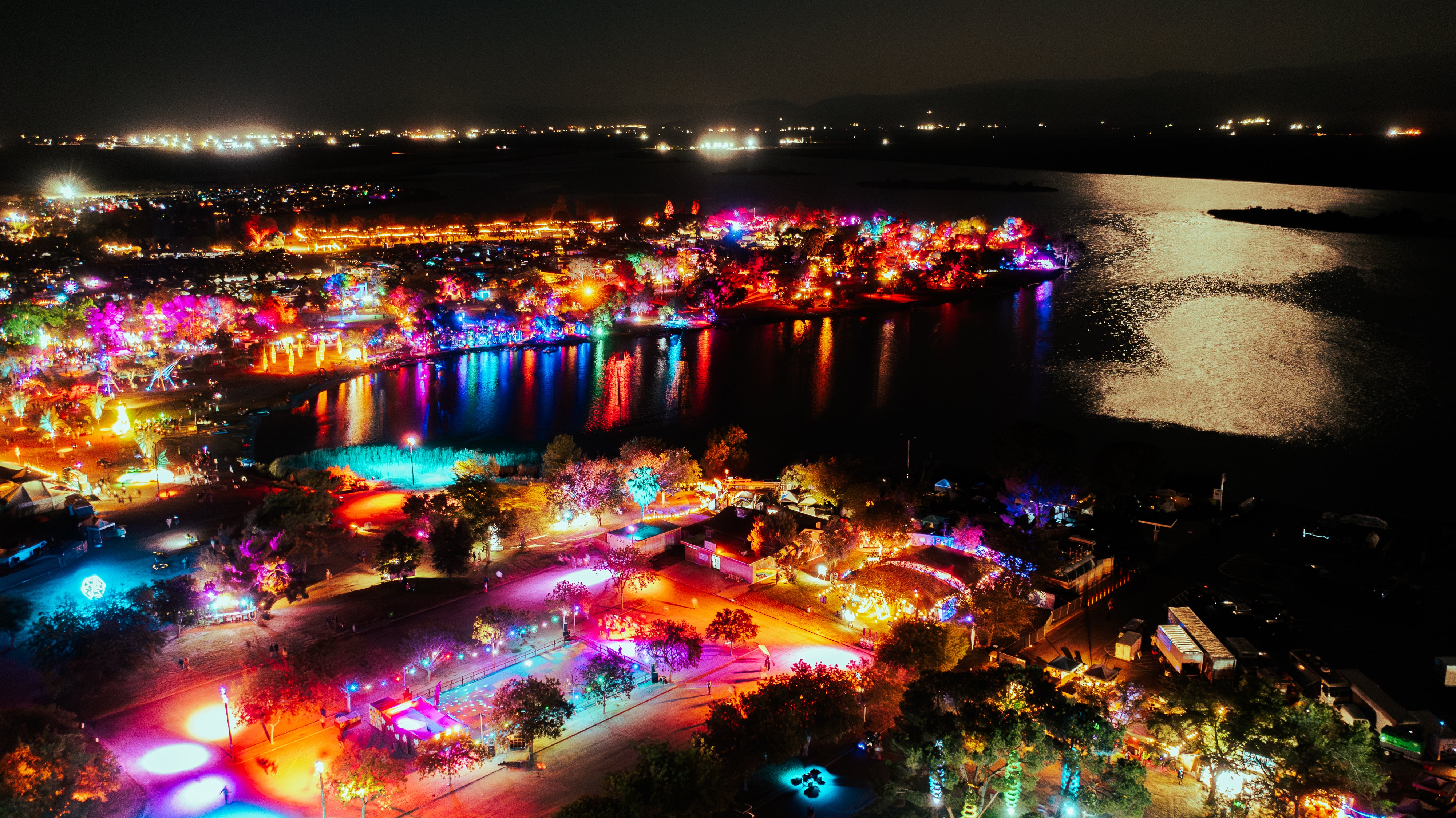 ‘The Lightning in a Bottle’ festival on the shores of Lake Buena Vista near Bakersfield, California. Five attendees contracted valley fever after inhaling fungal spores kicked up by the revelers’ dancing