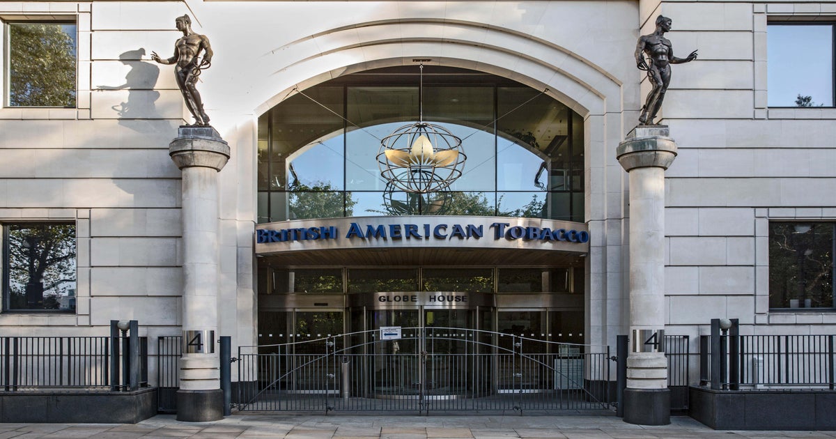 harmful substances in tobacco smoke Globe House, headquarters building of listed company British American (BAT) Temple Place, London WC2 Stock Photo Globe House: British American Tobacco