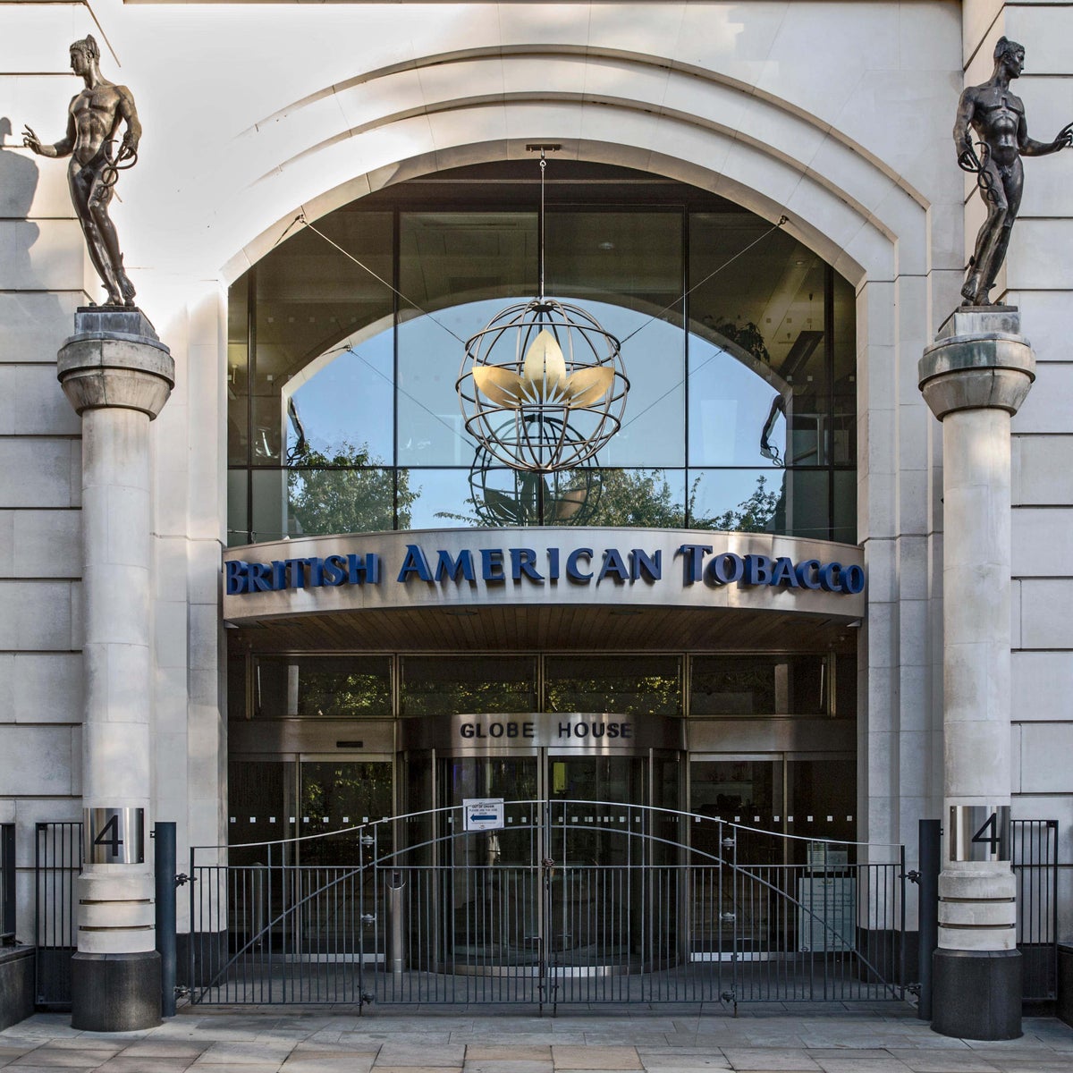 globe house british american tobacco bat hi-res stock photography and images Smoking giant BAT reports more
