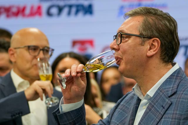SERBIA-ELECCIONES