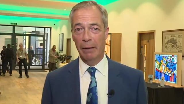 <p>Nigel Farage accused of running ‘one-man dictatorship’ in Krishnan Guru-Murthy clash.</p>